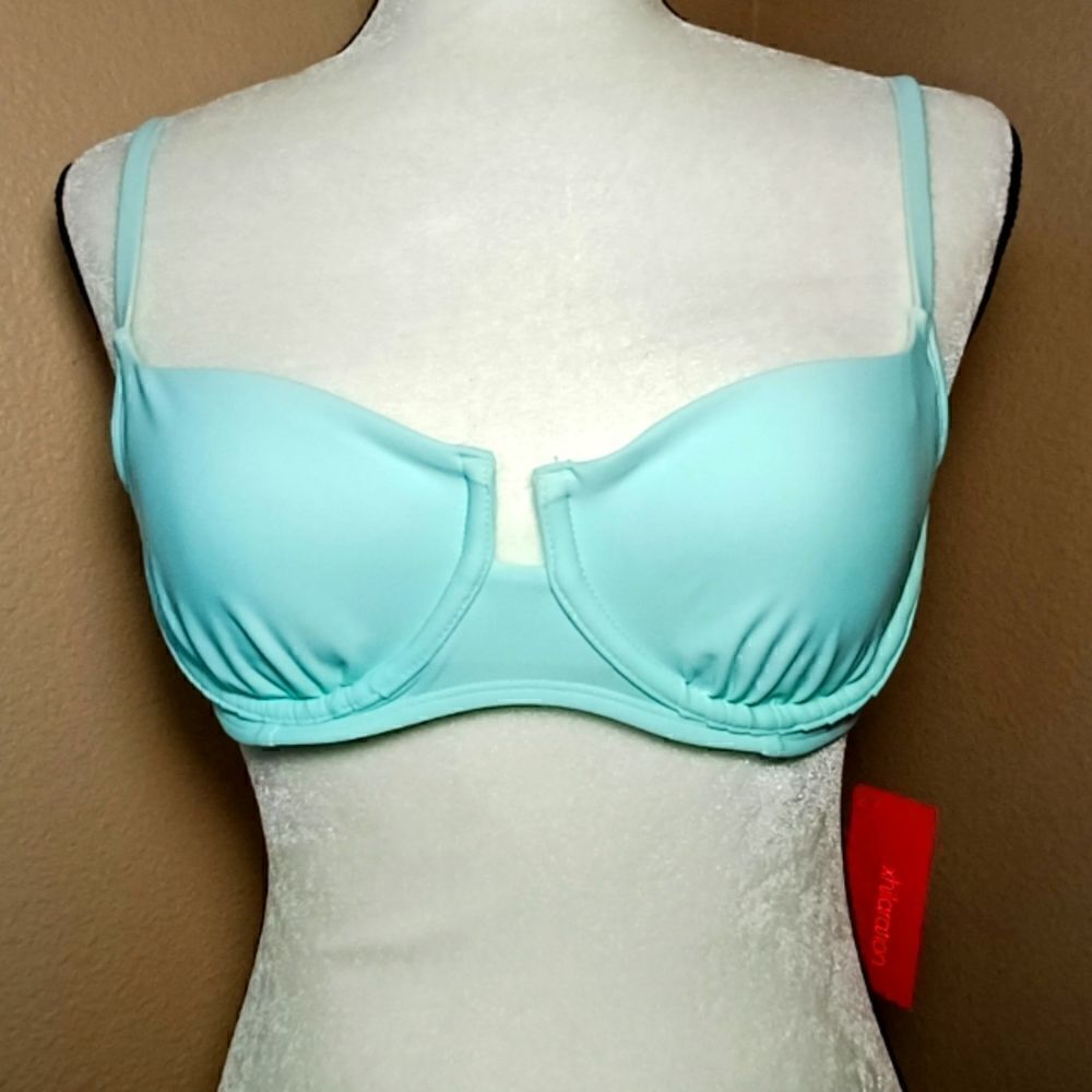 XhilarationNWT Underwire Bikini Top -  Mint Green Size M (4-6)